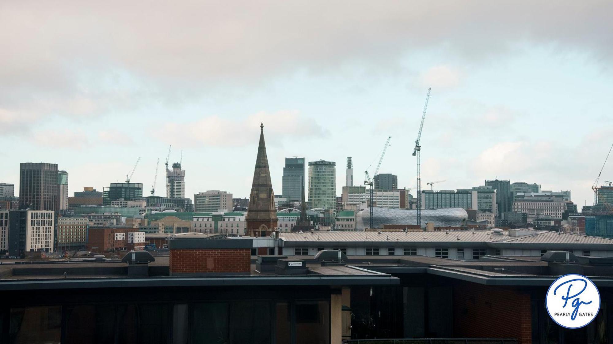 Penthouse - Amazing City Skyline Views - Balcony - Free Extra 2 Hours - Free Parking - Utilita Arena - Bullring Shopping - New St Station- Super King Size Bed Birmingham Extérieur photo